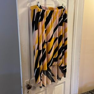 Lane Bryant hi-lo pleated skirt.  Size 22/24 Excellent condition.